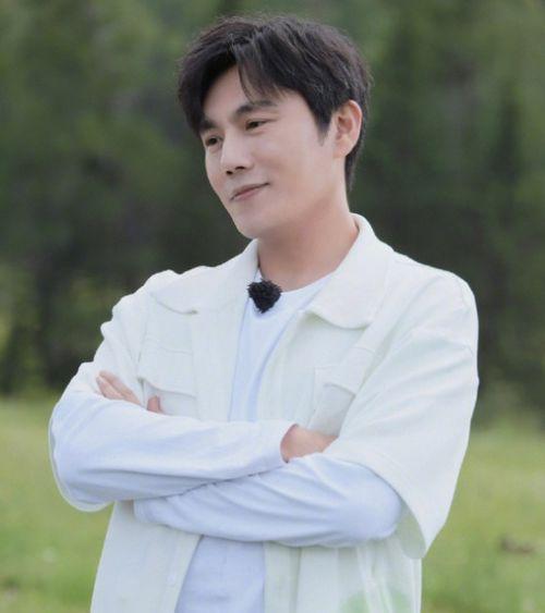 彬彬潮牌吃瓜,吃瓜群众眼中的时尚潮流风向标