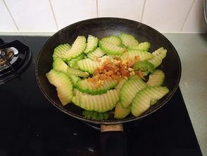 虾米君吃瓜,揭秘娱乐圈那些不为人知的幕后故事